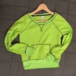 green long sleeve sweater